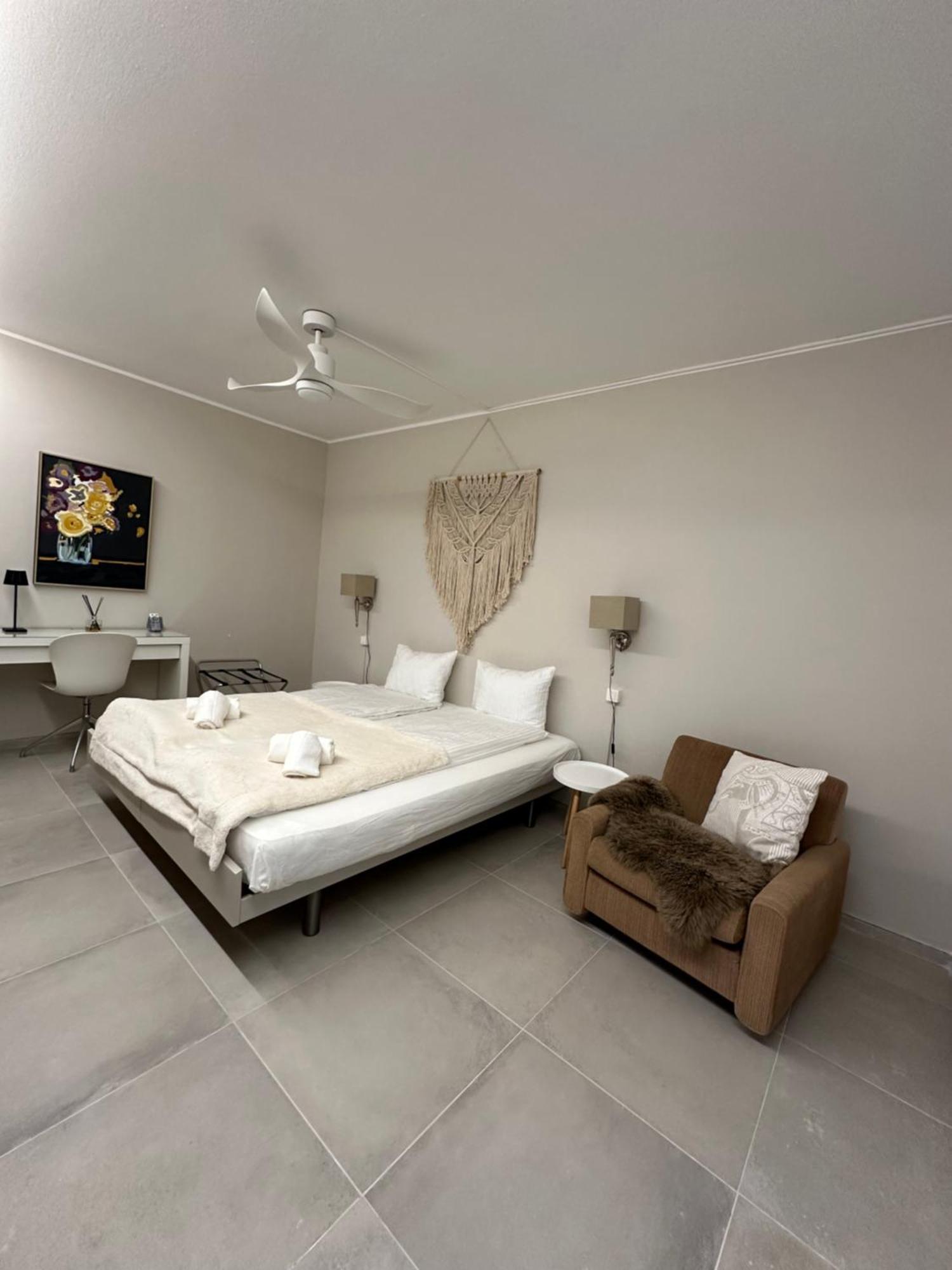 Bellavista Apartment บิซโซน ภายนอก รูปภาพ